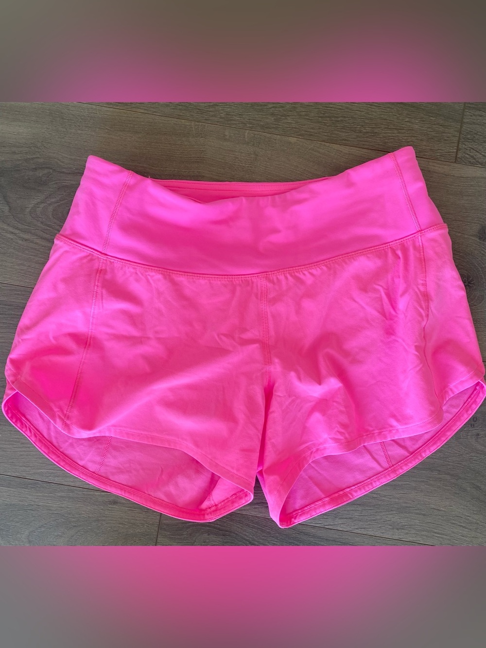 lululemon Hotty Hot High-Rise Lined Short 4" Shorts Pink Size 4